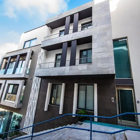 Artist Terrace Apartmán *