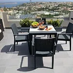Апартаменты Artist Terrace *