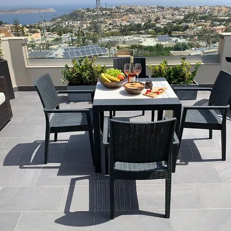 Apartment Artist Terrace *