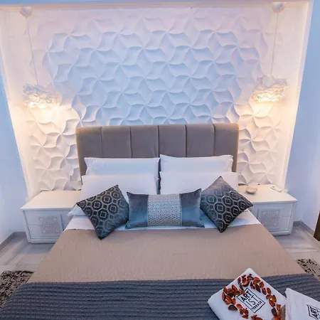 Artist Terrace * Mellieha