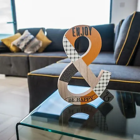 Artist Terrace * Mellieha