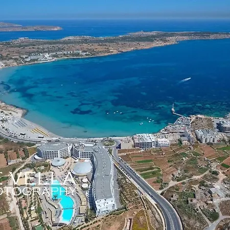 Artist Terrace * Mellieħa