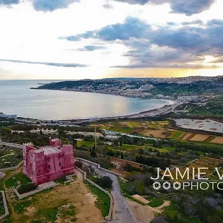 Artist Terrace Apartment Mellieħa