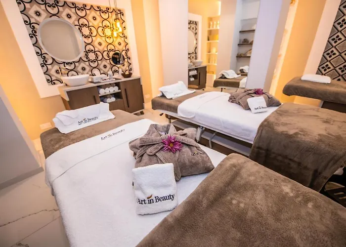 Artist Terrace * מליאהה