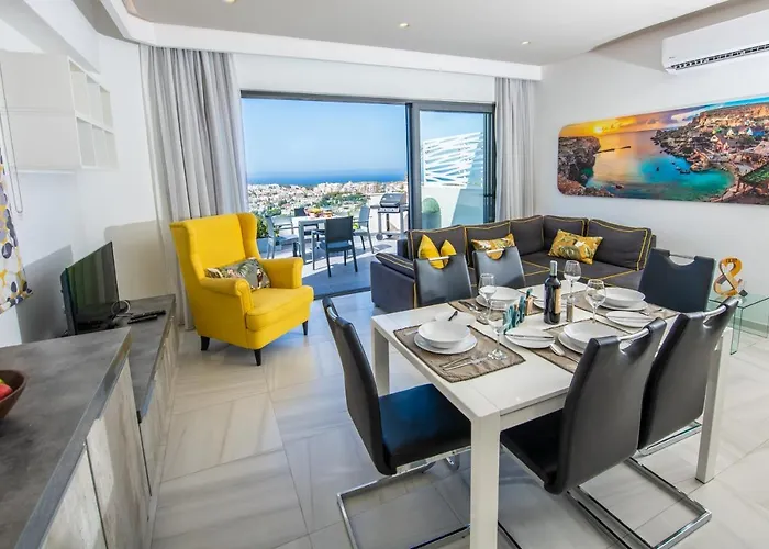 Artist Terrace דירה מליאהה