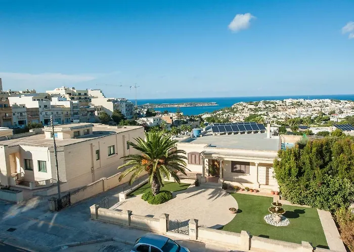 Artist Terrace מליאהה