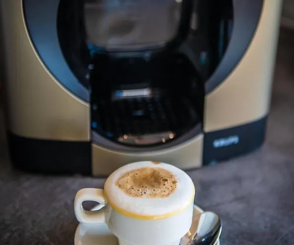 Artist Terrace Apartment